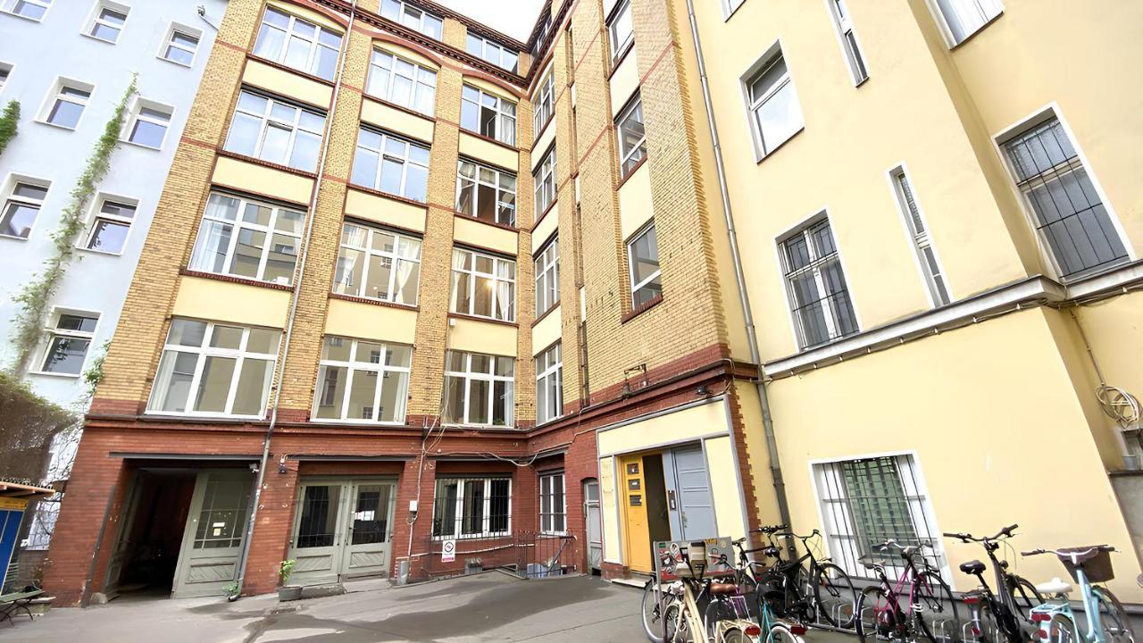 Serviced Im Herzen Berlin's Privatunterkunft Berlin